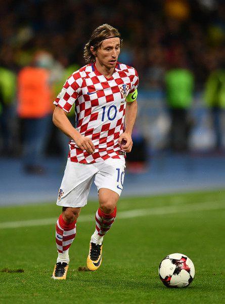 西甲第19轮巴萨主场3-1逆转马竞 奥尔莫进球